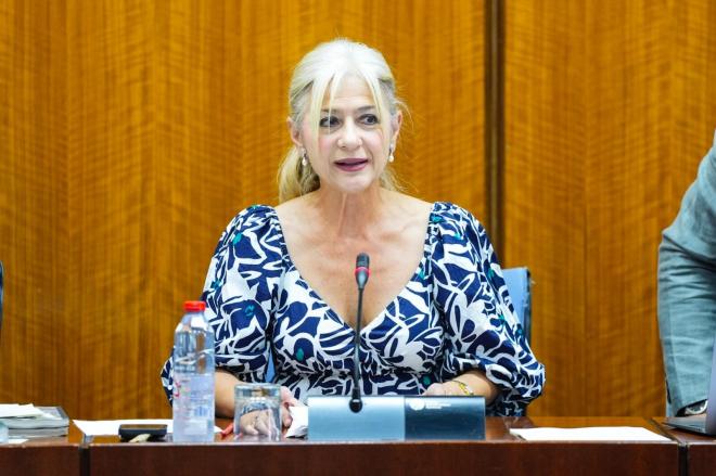 Patricia del Pozo, en el Parlamento de Andalucía.