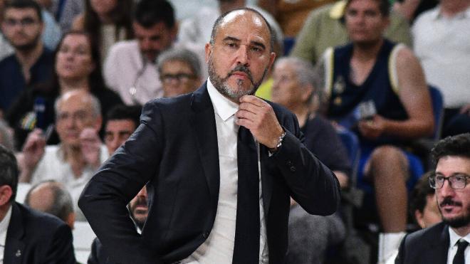 Chus Mateo, en un partido del Real Madrid Basket (Cordon Press)