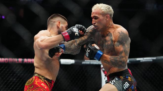 Ilia Topuria cuenta con un gran fight IQ como demostró ante Charles Oliveira (foto: Cordon Press).