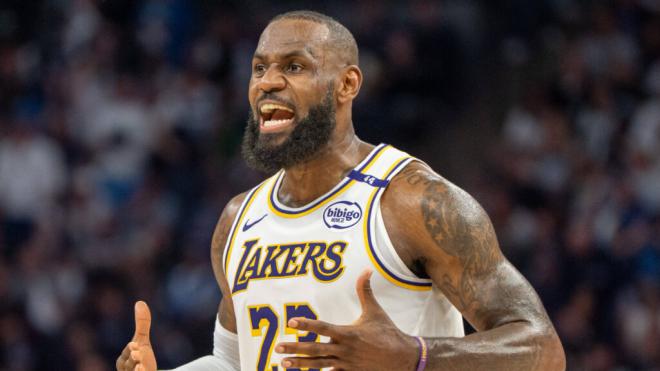 LeBron James con Los Lakers (Cordon Press)