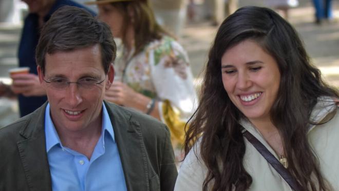 José Luis Martínez-Almeida y Teresa Urquijo en una imagen de archivo (Europa Press)