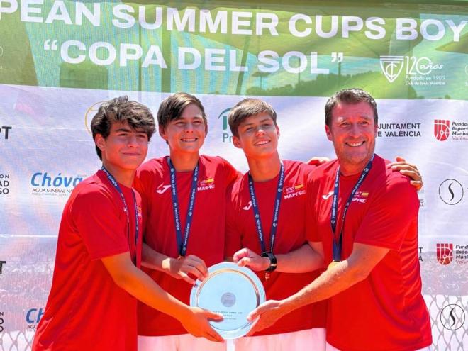 España celebra la Summer Cup Sub 14 de tenis.