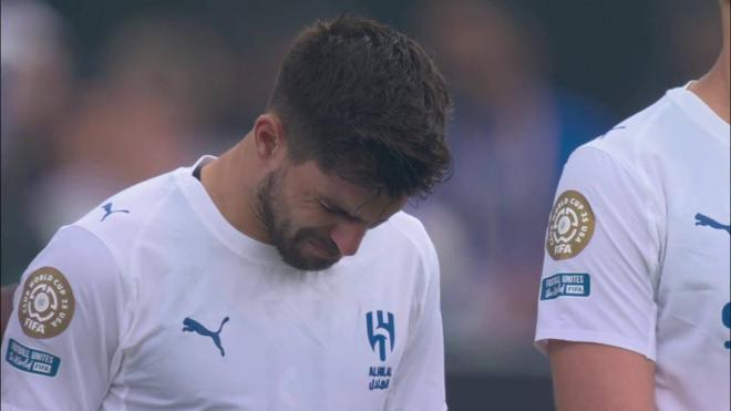 Rubén Neves y el sufrimiento en el minuto de silencio (Telecinco)