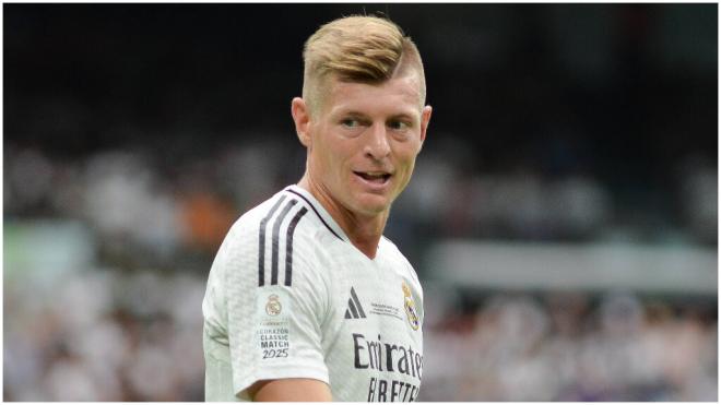 Toni Kroos, en el partido de las leyendas en el Santiago Bernabéu. (Foto: Cordon Press)