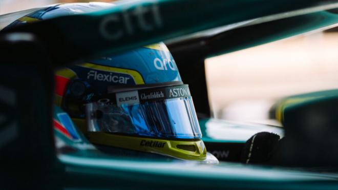 Fernando Alonso, en el Gran Premio de Silverstone (Foto: Aston Martin).
