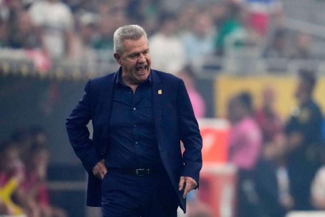 Javier Aguirre dirige la final de la Copa Oro. (Foto: Cordon Press)