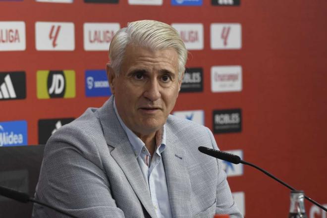 Antonio Cordón, en la presentación de Almeyda (Foto: Kiko Hurtado).
