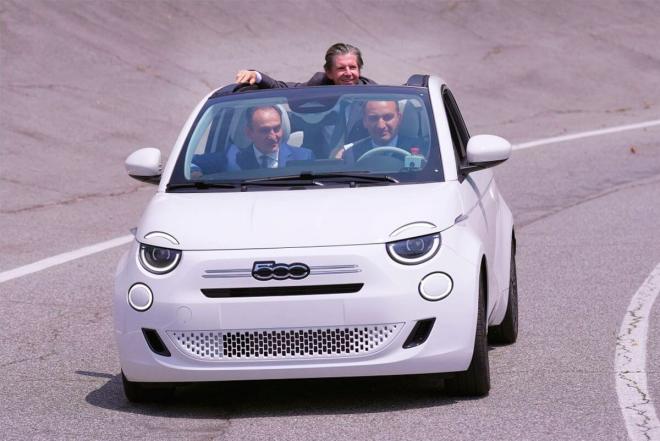 Fiat 500 híbrido 2026