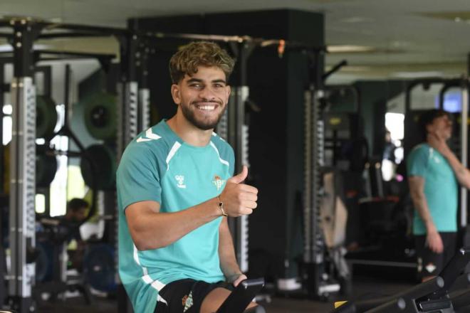 Ez Abde, en el inicio de la pretemporada del Betis (Foto: Kiko Hurtado).