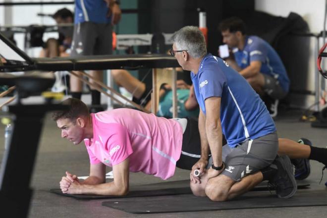 Adrián San Miguel, en el inicio de la pretemporada del Betis (Foto: Kiko Hurtado).