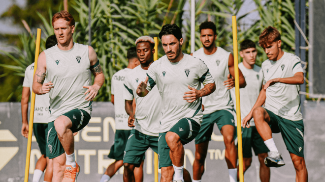 Álex Fernández e Isaac Carcelén, en una sesión del Cádiz (Foto: CCF).