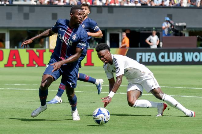 Vinicius Jr, ante el PSG (Foto: EFE)