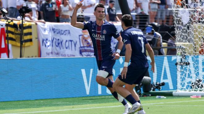 Fabián Ruiz celebra el primer gol ante el Real Madrid (Foto: Cordon Press)