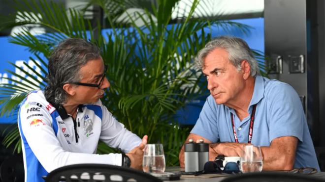 Laurent Meikes, con Carlos Sainz (Foto: Red Bull).