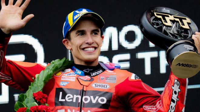 Marc Márquez, celebrando la victoria del Gran Premio de Assen (Foto: Ducati).