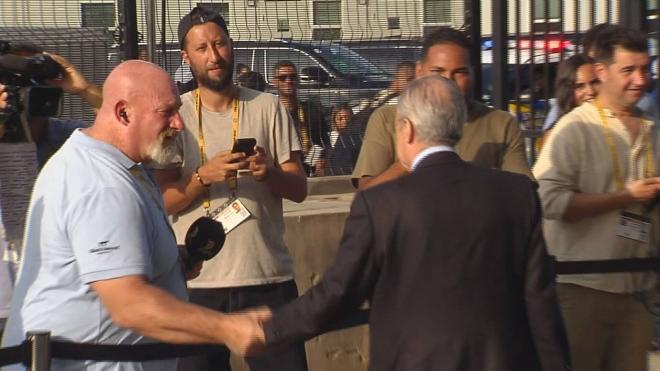 Florentino Pérez se despide de la prensa en el Mundial de Clubes (ElDesmarque)
