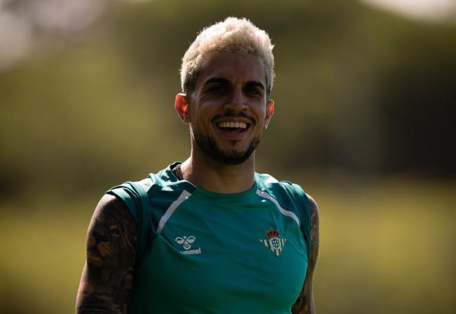 Marc Bartra, en el primer entrenamiento de pretemporada del Betis (Foto: RBB).