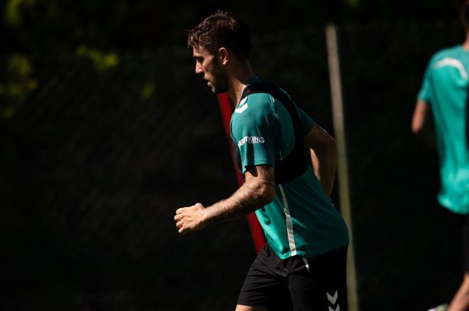 Iker Losada, en el primer entrenamiento de pretemporada del Betis (Foto: RBB).
