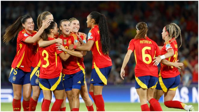España celebra el gol de Patri Guijarro. (EFE)