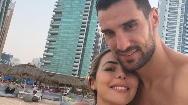 Alba Silva y Sergio Rico en Doha (Foto: Instagram)