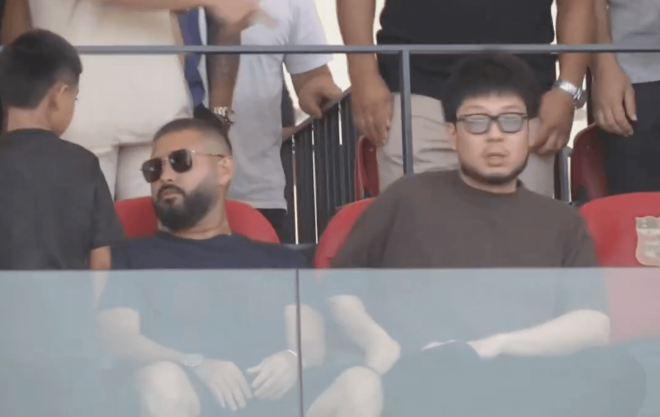 Kiat Lim y el Príncipe de Johor (Foto: À Punt)