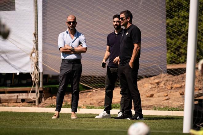 Ramón Alarcón, Manu Fajardo y Álvaro Ladrón de Guevara, en Portugal (Foto: RBB).