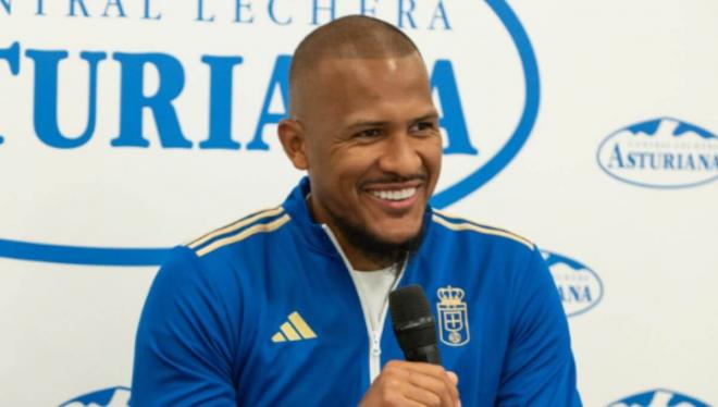 Salomón Rondón, en su presentación con el Real Oviedo (FOTO: Real Oviedo).