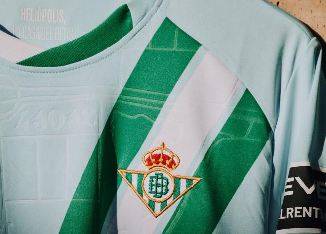 El Betis presenta su segunda equipación (Foto: RBB).