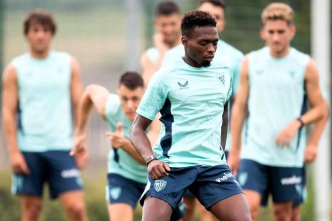 Álvaro Djaló se ejercita con el grupo en Lezama (Foto: Athletic Club).