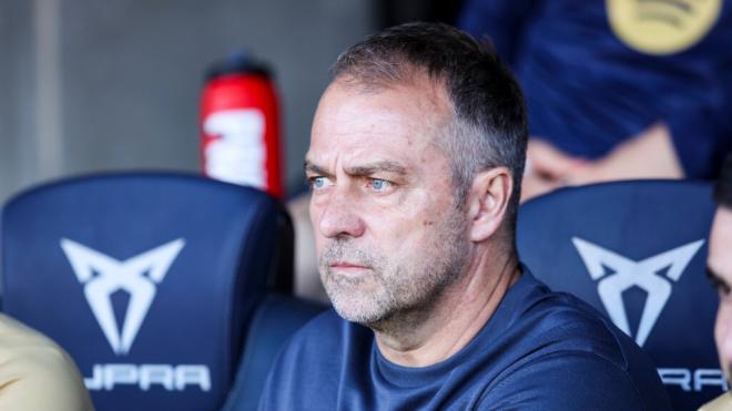 Hansi Flick en un partido con el Barça (Cordon Press)