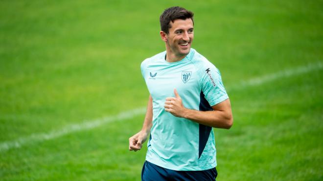 La alegría de Dani Vivian en la pretemporada en Lezama (Foto: Athletic Club).