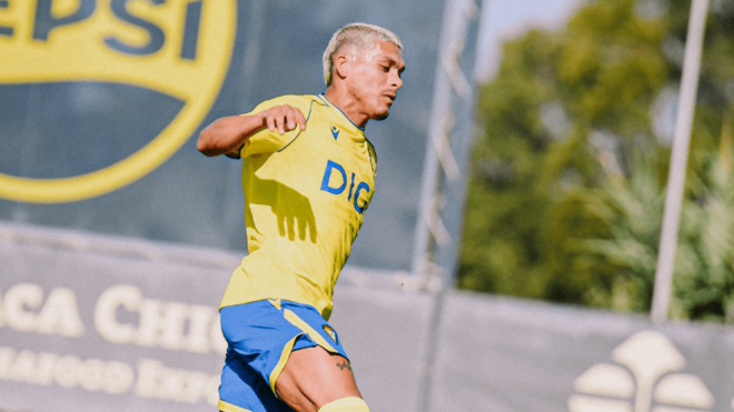 Brian Ocampo, en el amistoso del Cádiz ante el Uniao Leiria (Foto: CCF).