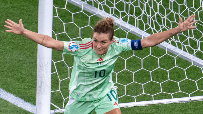 Cristiana Girelli celebra un gol en el Noruega-Italia (Foto: UEFA).