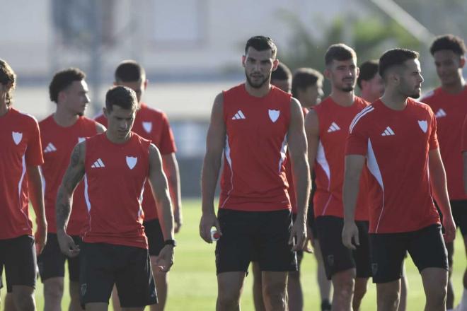 Rafa Mir, entrenando en pretemporada (Foto: Kiko Hurtado).