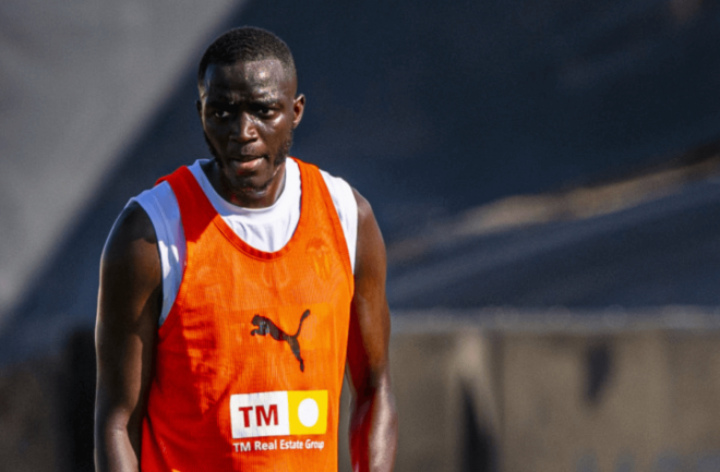Mouctar Diakhaby podría entrar en el once titular de Carlos Corberán (Foto: Valencia CF)
