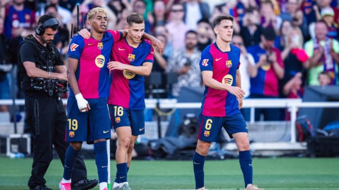 Lamine Yamal, Fermín y Gavi con el Barcelona (Cordon Press)