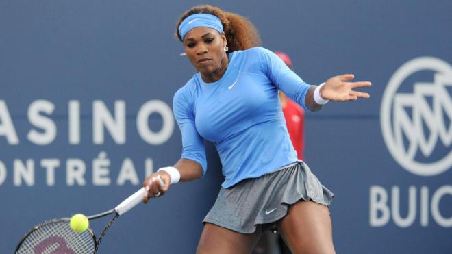 Serena Williams jugando al tenis (Cordon Press)