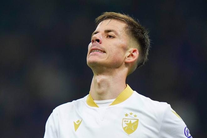 Luka Ilic, durante un partido la pasada temporada (Foto: Cordon Press).