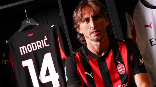 Luka Modric en el AC Milan (Redes Sociales)