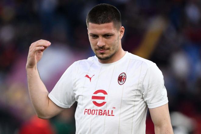 Luka Jovic, durante un partido del Milan esta pasada temporada (Foto: Cordon Press).