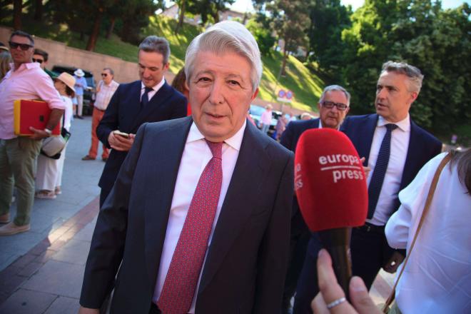 Enrique Cerezo hablando en Europa Press (Cordon Press)