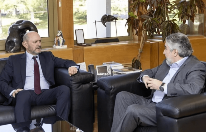 Rafael Louzán y José Manuel Rodríguez Uribes, de acuerdo por las sedes del Mundial 2030 (Foto: Europa Press)