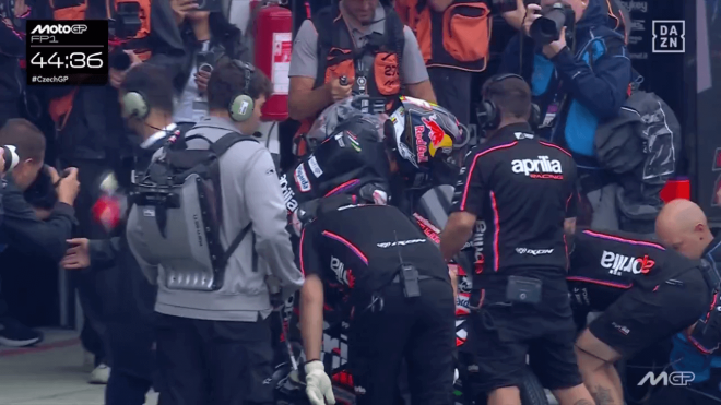 Jorge Martín vuelve a subirse en la Aprilia noventa y siete días después