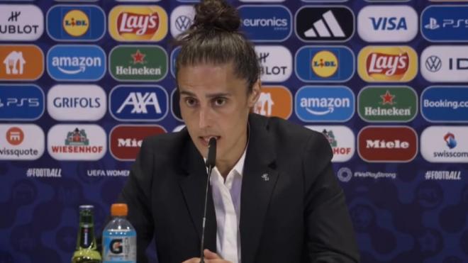 Montse Tomé en rueda de prensa (X: @SEFutbolFem)