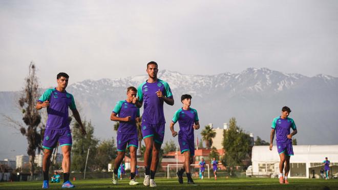 El Real Valladolid entrenando en Santiago de Chile (Foto: Real Valladolid).