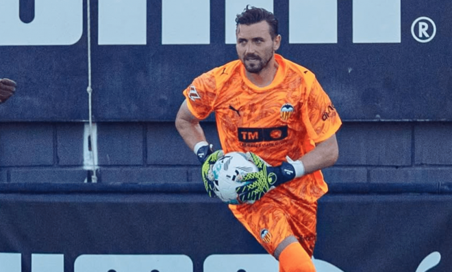 Stole Dimitrievski (Foto: Valencia CF)
