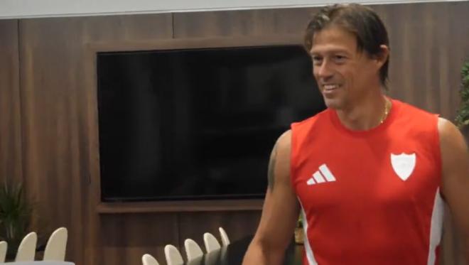 Matías Almeyda, a su llegada a la cena de equipo.