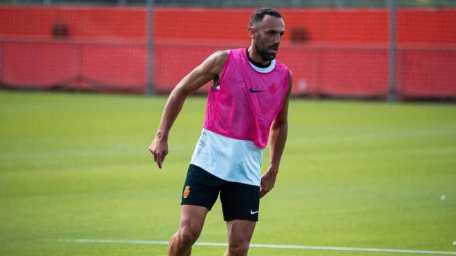 Vedat Muriqi, en Son Bibiloni (Foto: RCD Mallorca).