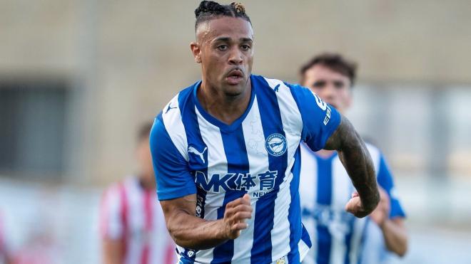 Mariano Díaz debuta con el Deportivo Alavés en un amistoso de pretemporada (Foto: Alavés).