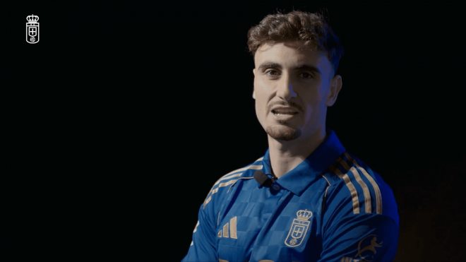 Álex Forés, nuevo jugador del Real Oviedo.